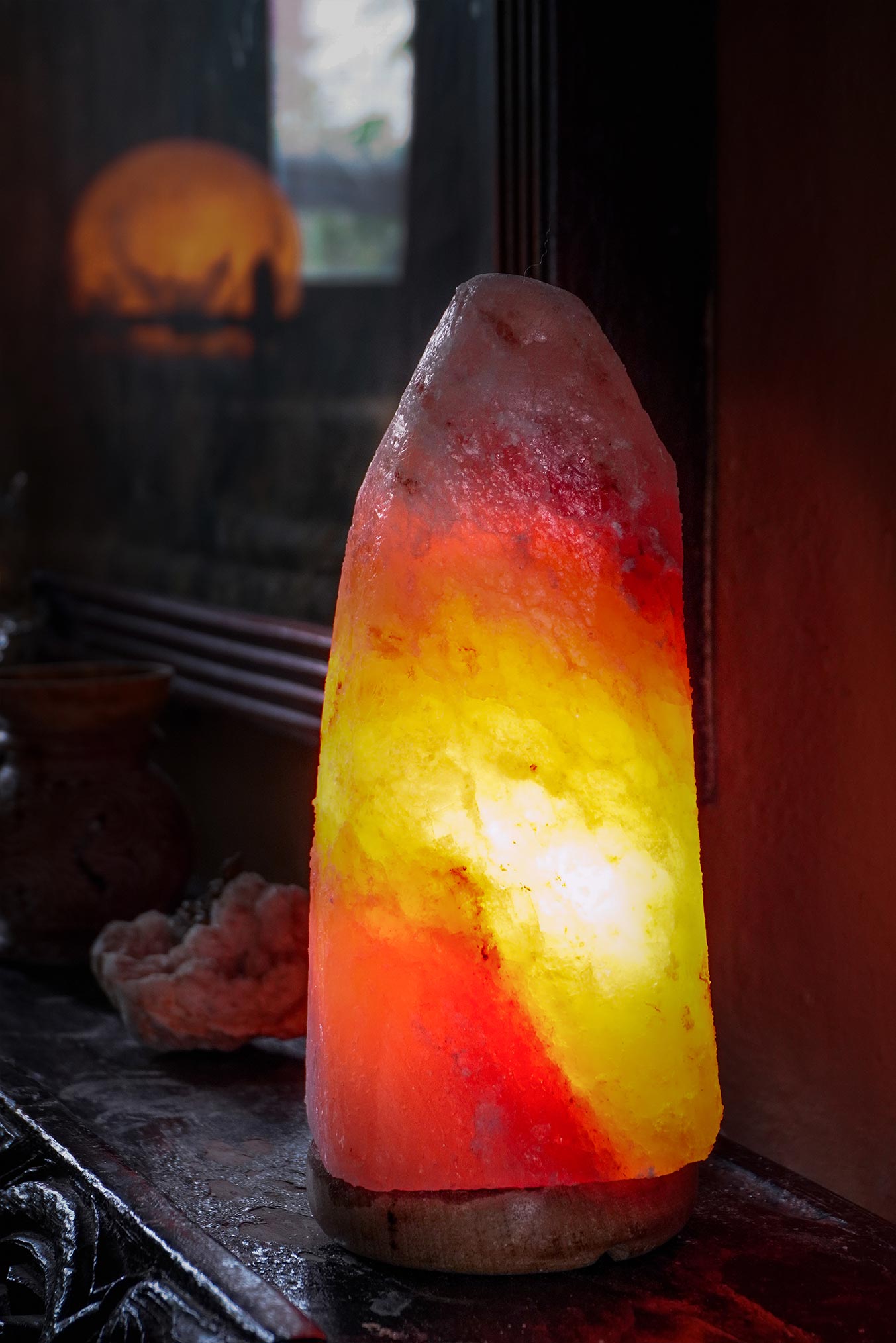 Himalayan Crystal Salt Lamp – Natural Rock-medium Himalayan Crystal Salt Lamp – Natural Rock